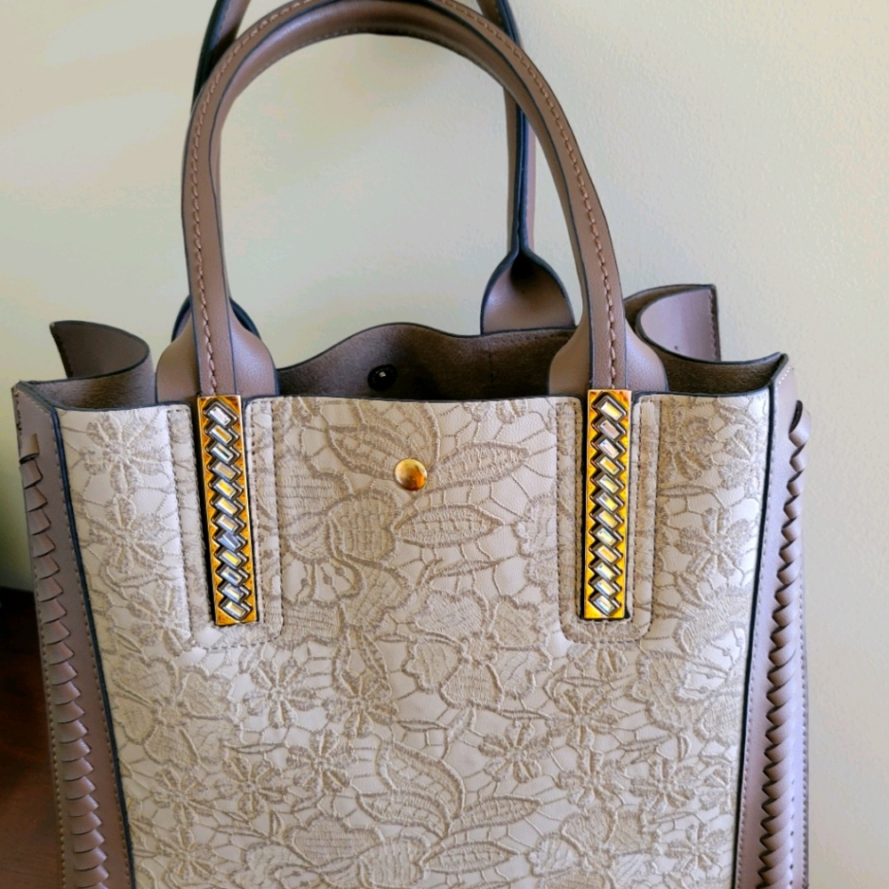 Handbag